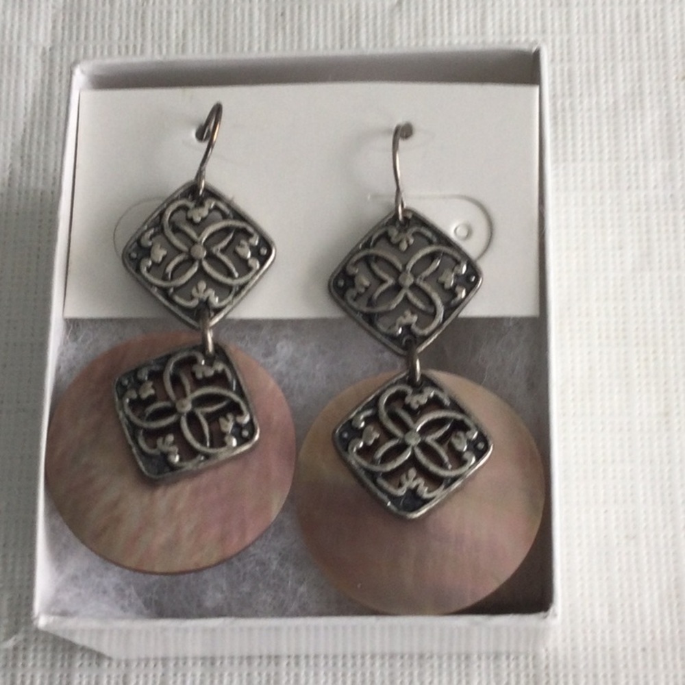 Woman’s Pierced Earrings NWOT  #27
